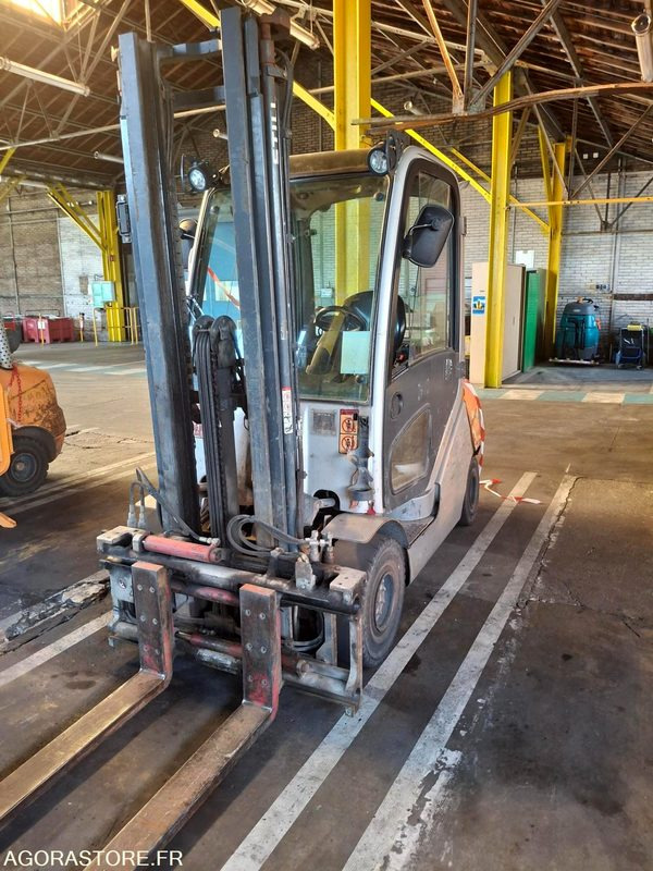 STILL | RX70-25 | 2009 | 9 886H - Chariot élévateur: photos 1 STILL | RX70-25 | 2009 | 9 886H - Chariot élévateur: photos 1