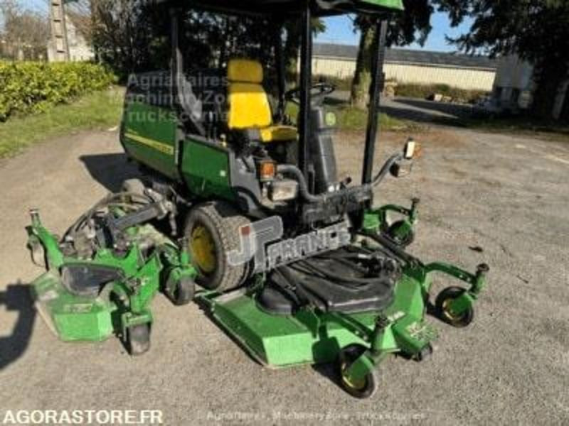 TONDEUSE - JOHN DEER - 57 CV - 3500H - 2005 - Motofaucheuse: photos 3 TONDEUSE - JOHN DEER - 57 CV - 3500H - 2005 - Motofaucheuse: photos 3