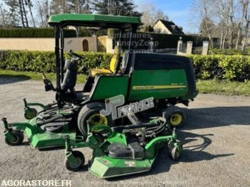 TONDEUSE - JOHN DEER - 57 CV - 3500H - 2005 - Motofaucheuse: photos 1 TONDEUSE - JOHN DEER - 57 CV - 3500H - 2005 - Motofaucheuse: photos 1