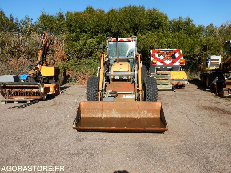 TRACTEUR AGRICOLE - Tracteur agricole: photos 2 TRACTEUR AGRICOLE - Tracteur agricole: photos 2