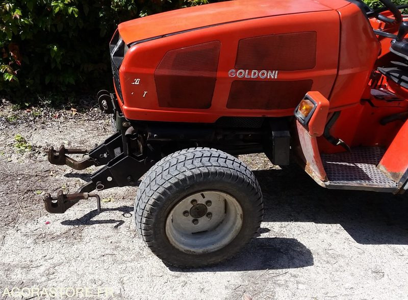 TRACTEUR GOLDONI IDEA 30 DIESEL (SANS TVA) - Tracteur agricole: photos 2 TRACTEUR GOLDONI IDEA 30 DIESEL (SANS TVA) - Tracteur agricole: photos 2