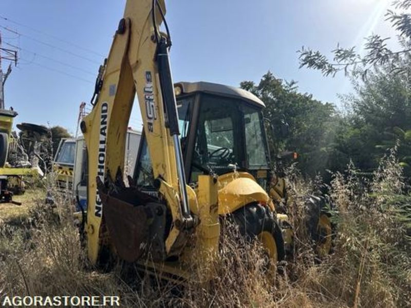 TRACTOPELLE NEW HOLLAND B115B - 2628H - 2009 - Tractopelle: photos 1 TRACTOPELLE NEW HOLLAND B115B - 2628H - 2009 - Tractopelle: photos 1