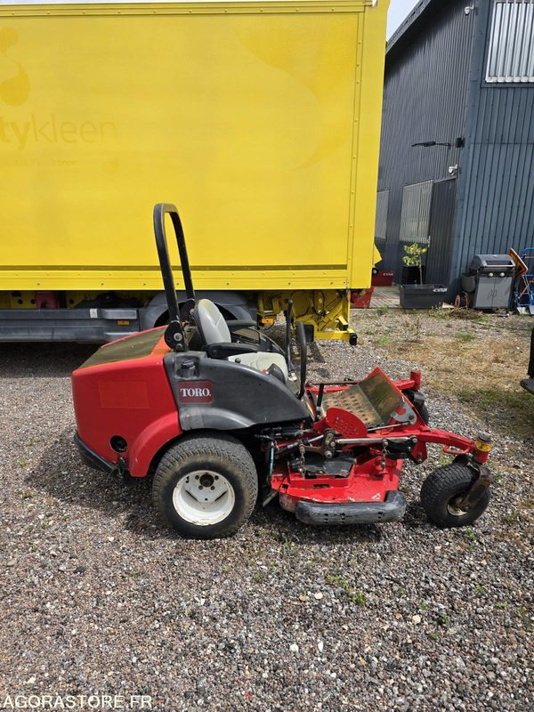 Tondeuse Toro Groundmaster 7200 - Motofaucheuse: photos 3 Tondeuse Toro Groundmaster 7200 - Motofaucheuse: photos 3