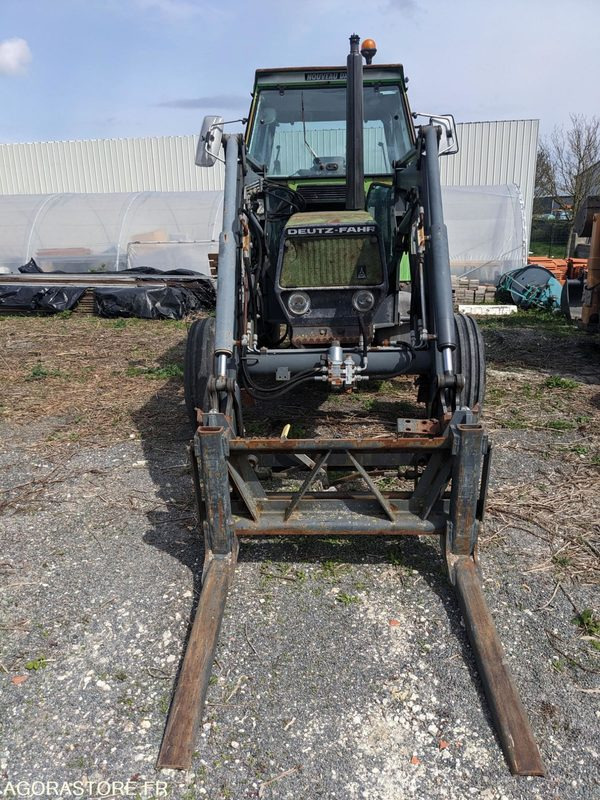 Tracteur DEUTZ-FAHR - Tracteur agricole: photos 4 Tracteur DEUTZ-FAHR - Tracteur agricole: photos 4