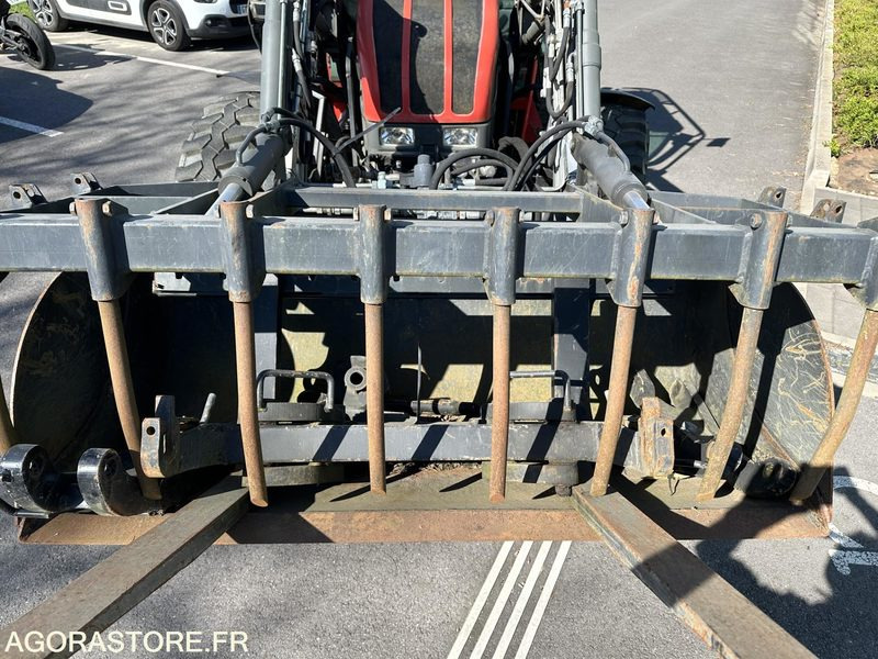 Tracteur Reform Mounty 100 V - Tracteur agricole: photos 5 Tracteur Reform Mounty 100 V - Tracteur agricole: photos 5