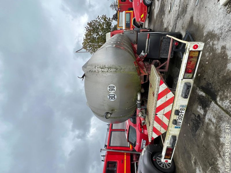 CCGC RENAULT BA02W1 (POUR PIECES) - Tracteur routier: photos 5 CCGC RENAULT BA02W1 (POUR PIECES) - Tracteur routier: photos 5