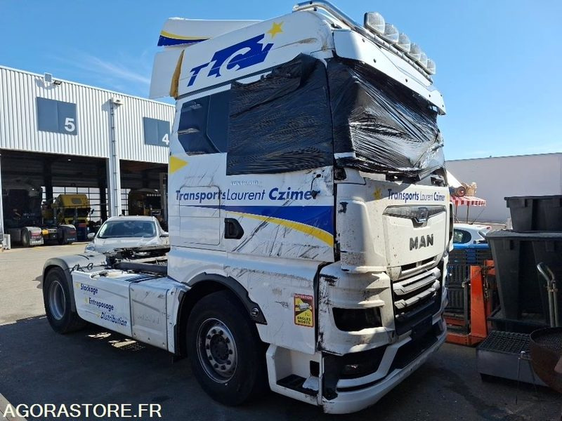 MAN TGX 18.510 - 2022 - 354554 km (Accidenté) - Tracteur routier: photos 1 MAN TGX 18.510 - 2022 - 354554 km (Accidenté) - Tracteur routier: photos 1