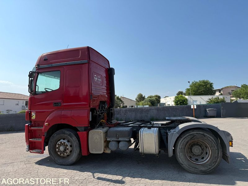 MERCEDES C1840 AXOR - 2004 - 712601km - Tracteur routier: photos 2 MERCEDES C1840 AXOR - 2004 - 712601km - Tracteur routier: photos 2