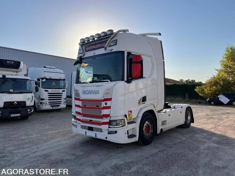 SCANIA R500 - 2017 - 995 000 KM - Tracteur routier: photos 3 SCANIA R500 - 2017 - 995 000 KM - Tracteur routier: photos 3