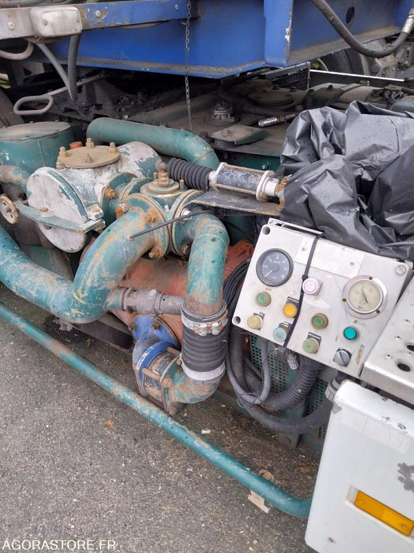 TRACTEUR RENAULT AE390 ADR POMPE 1998 821393KM ROULANT - Tracteur routier: photos 5 TRACTEUR RENAULT AE390 ADR POMPE 1998 821393KM ROULANT - Tracteur routier: photos 5