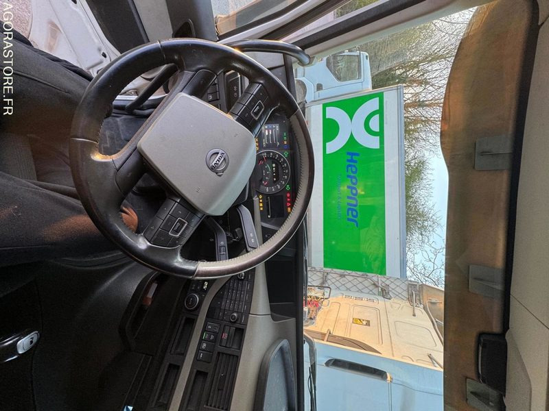 VOLVO FH 500 - 744 180 km - Tracteur routier: photos 3 VOLVO FH 500 - 744 180 km - Tracteur routier: photos 3