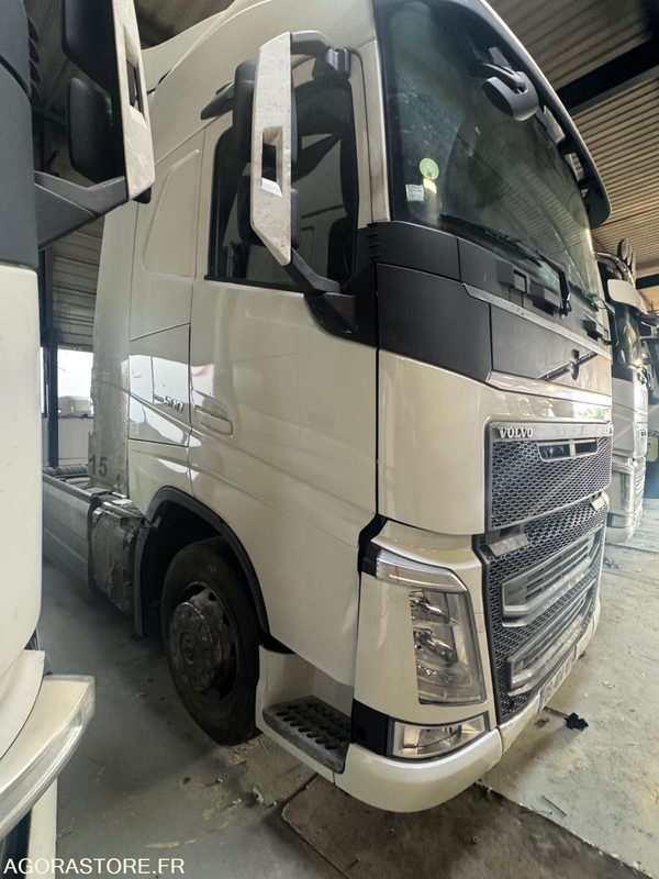 VOLVO FH 500 - 890000KM - Tracteur routier: photos 2 VOLVO FH 500 - 890000KM - Tracteur routier: photos 2