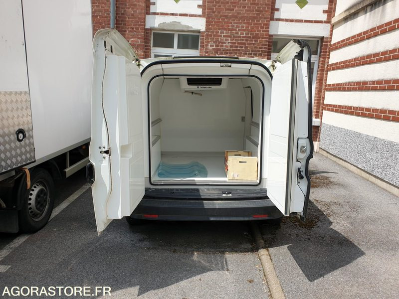 Utilitaire frigo FIAT DOBLO - Fourgonnette: photos 5 Utilitaire frigo FIAT DOBLO - Fourgonnette: photos 5