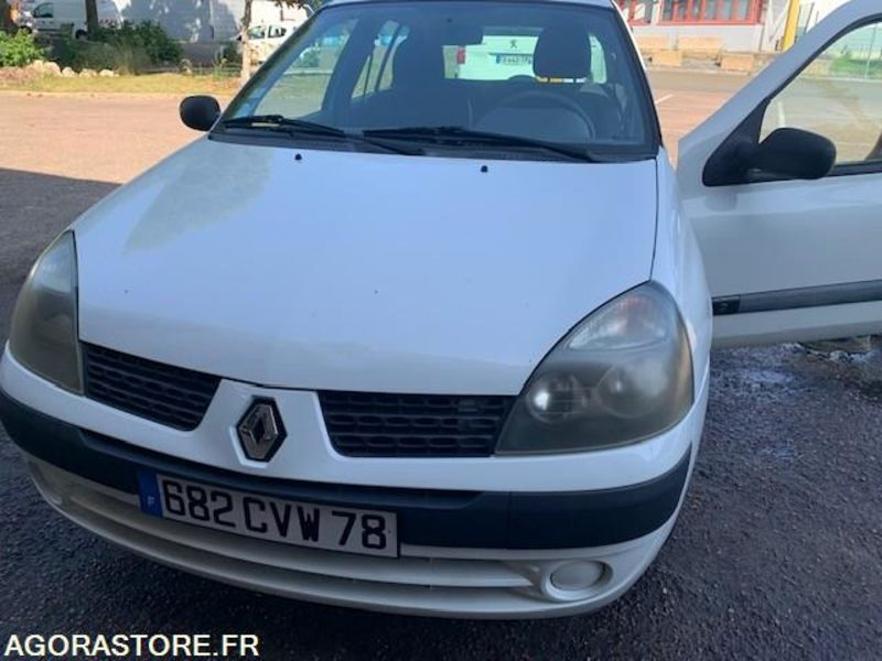 VOITURE CLIO RENAULT roulante - Voiture: photos 2 VOITURE CLIO RENAULT roulante - Voiture: photos 2