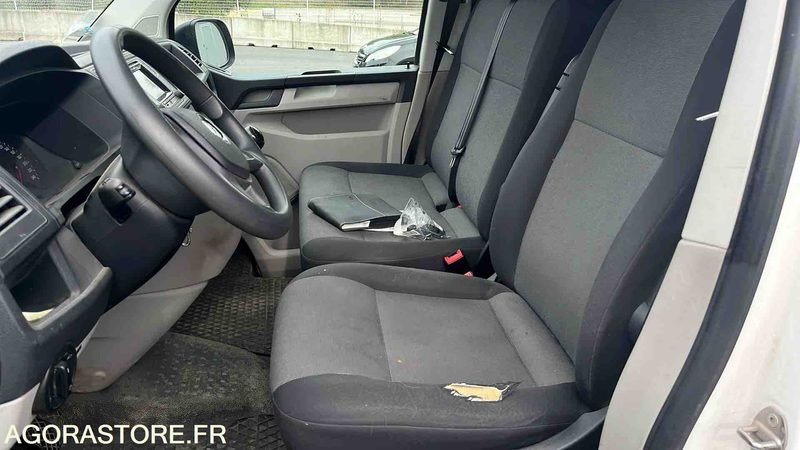 VOLKSWAGEN TRANSPORTER - 2018 - 187106KM - FC555FD - Fourgon utilitaire: photos 5 VOLKSWAGEN TRANSPORTER - 2018 - 187106KM - FC555FD - Fourgon utilitaire: photos 5
