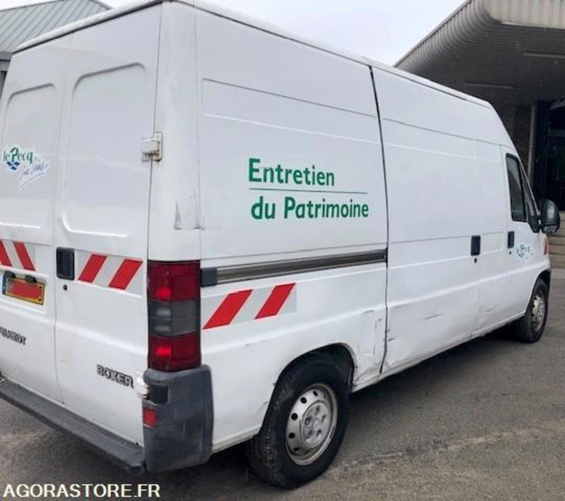 Véhicule PEUGEOT BOXER 2001 NON ROULANT EN L'ETAT - Fourgonnette: photos 3 Véhicule PEUGEOT BOXER 2001 NON ROULANT EN L'ETAT - Fourgonnette: photos 3