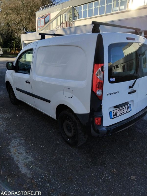 Vente Renault Kangoo - Fourgonnette: photos 3 Vente Renault Kangoo - Fourgonnette: photos 3