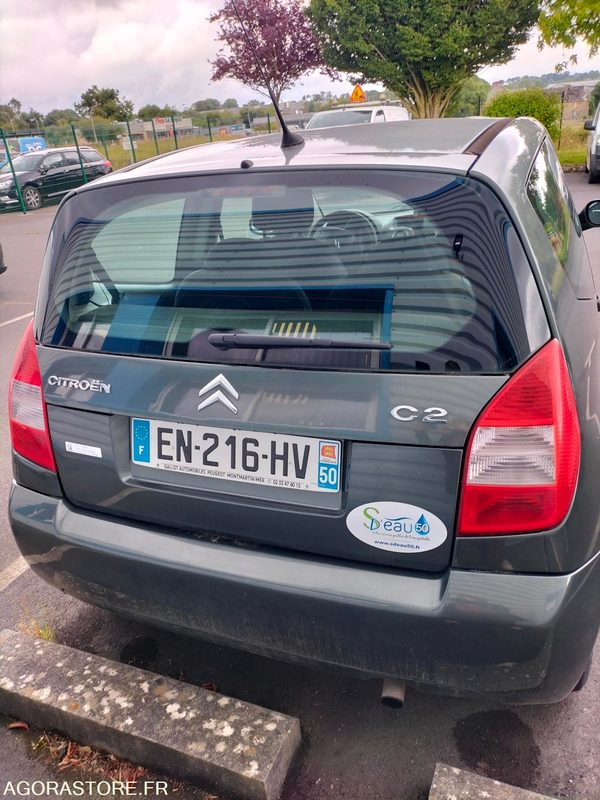 Voiture Citroen C2 - 135000km - Voiture: photos 3 Voiture Citroen C2 - 135000km - Voiture: photos 3