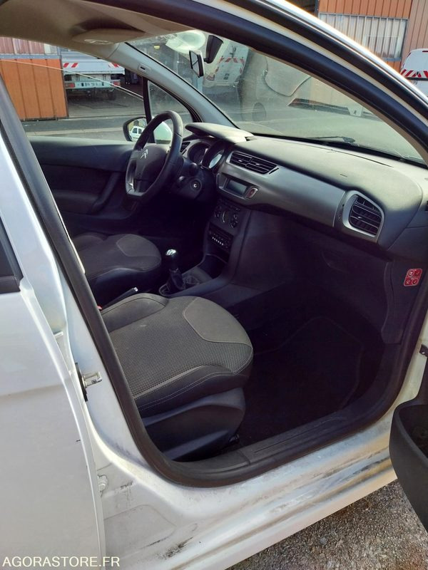 Citroen C3 sociéte - Voiture: photos 1 Citroen C3 sociéte - Voiture: photos 1