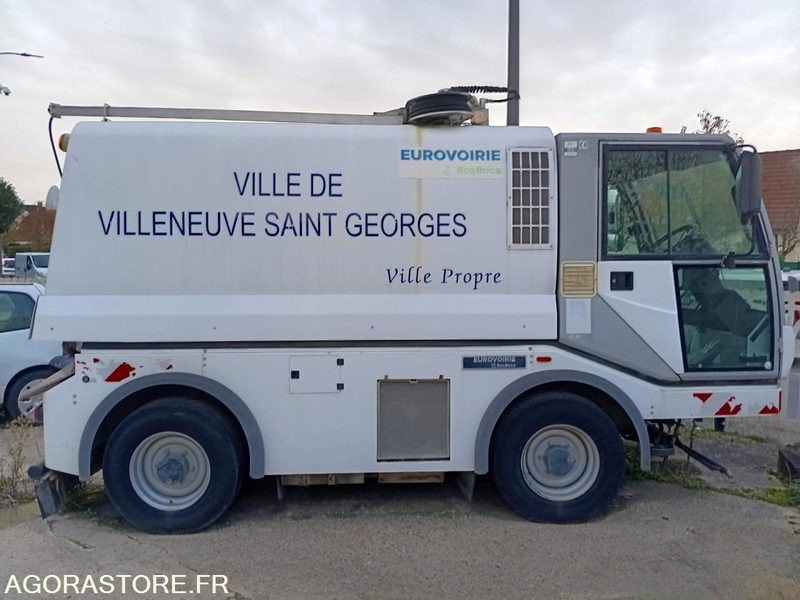 Laveuse de voirie eurovoirie citylave 5000 - Balayeuse de voirie: photos 1 Laveuse de voirie eurovoirie citylave 5000 - Balayeuse de voirie: photos 1
