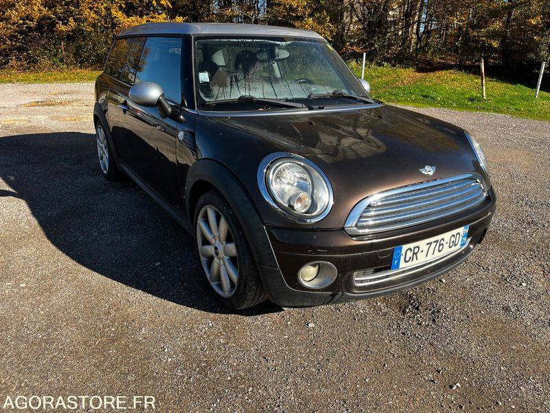 Mini clubman 1.6ess 2009 169000km - Voiture break: photos 1 Mini clubman 1.6ess 2009 169000km - Voiture break: photos 1