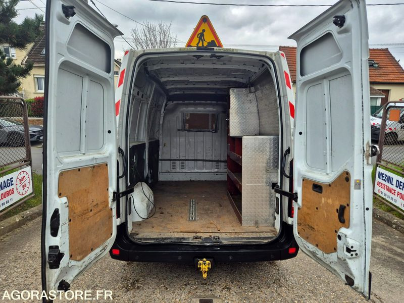 Renault master 2.3 dci 125 cv - 2011 - Fourgon utilitaire: photos 3 Renault master 2.3 dci 125 cv - 2011 - Fourgon utilitaire: photos 3
