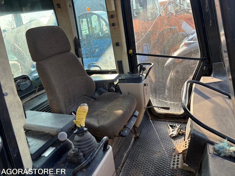 Trax 953c - Chargeuse: photos 3 Trax 953c - Chargeuse: photos 3