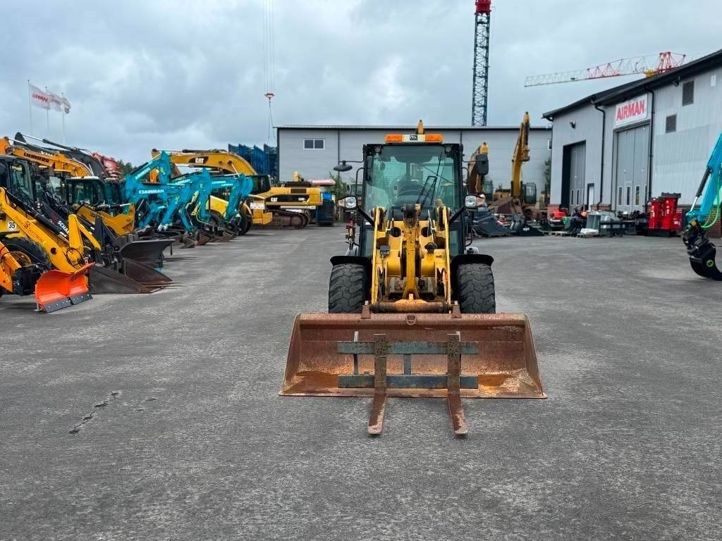 CAT 906 H - Chargeuse sur pneus: photos 2 CAT 906 H - Chargeuse sur pneus: photos 2