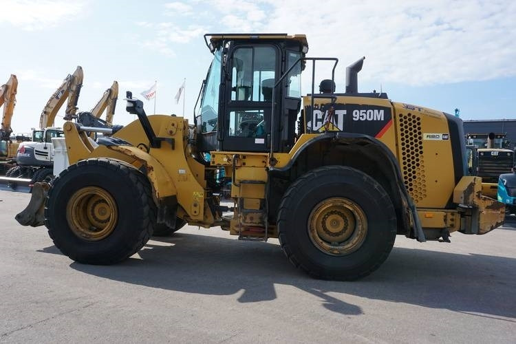 CAT 950 M (GEARBOX PROBLEM) - Chargeuse sur pneus: photos 1 CAT 950 M (GEARBOX PROBLEM) - Chargeuse sur pneus: photos 1