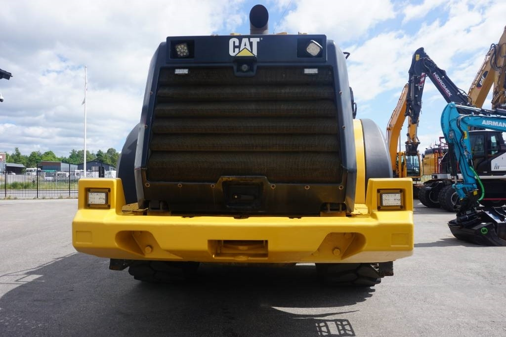 CAT 980M - Chargeuse sur pneus: photos 3 CAT 980M - Chargeuse sur pneus: photos 3