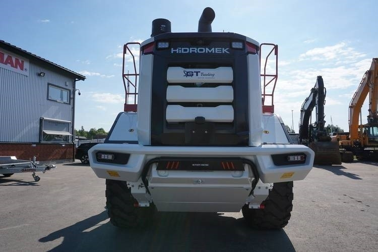 Hidromek HMK 635 WL-5 - Chargeuse sur pneus: photos 3 Hidromek HMK 635 WL-5 - Chargeuse sur pneus: photos 3