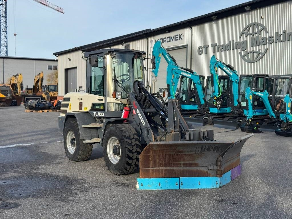 Terex TL 100 - Chargeuse sur pneus: photos 2 Terex TL 100 - Chargeuse sur pneus: photos 2