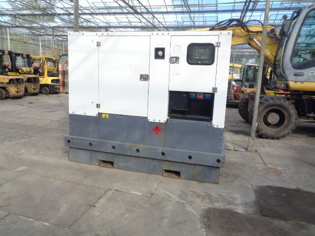 Diversen 60 KVA Aggreko 60 KVA - Groupe électrogène: photos 5 Diversen 60 KVA Aggreko 60 KVA - Groupe électrogène: photos 5