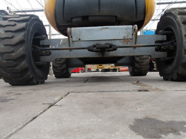 Haulotte HA16SPX 4WD - Nacelle articulée: photos 3 Haulotte HA16SPX 4WD - Nacelle articulée: photos 3