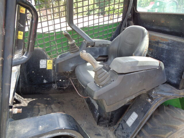 JCB 135 R - Mini chargeuse: photos 3 JCB 135 R - Mini chargeuse: photos 3