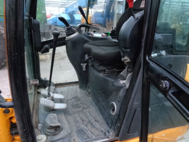 JCB 8018 - Mini pelle: photos 2 JCB 8018 - Mini pelle: photos 2