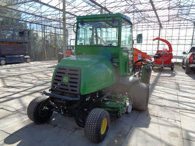 John Deere 3235C - Motofaucheuse: photos 5 John Deere 3235C - Motofaucheuse: photos 5