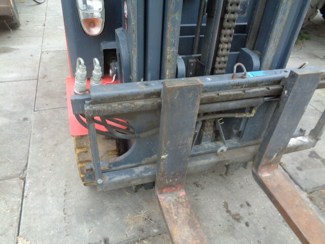 Jungheinrich EFG425 - Chariot élévateur: photos 4 Jungheinrich EFG425 - Chariot élévateur: photos 4