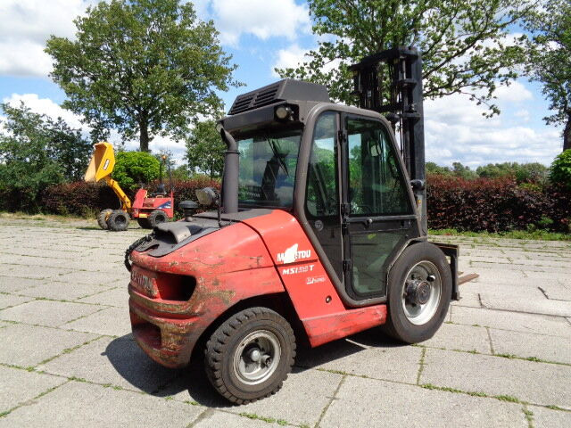 Manitou MSI 35 - Chariot élévateur diesel: photos 5 Manitou MSI 35 - Chariot élévateur diesel: photos 5