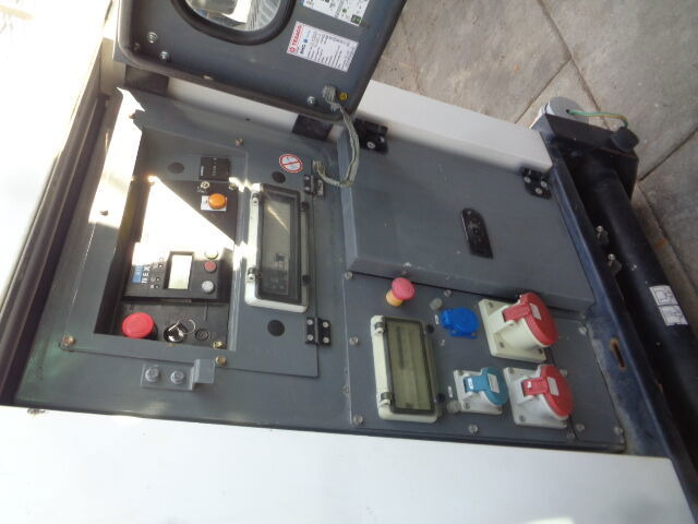 SDMO R-series 33 C3UND - Groupe électrogène: photos 3 SDMO R-series 33 C3UND - Groupe électrogène: photos 3