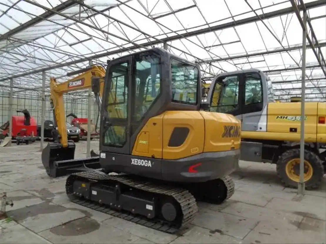 XCMG XE60GA - Pelle sur chenille: photos 2 XCMG XE60GA - Pelle sur chenille: photos 2