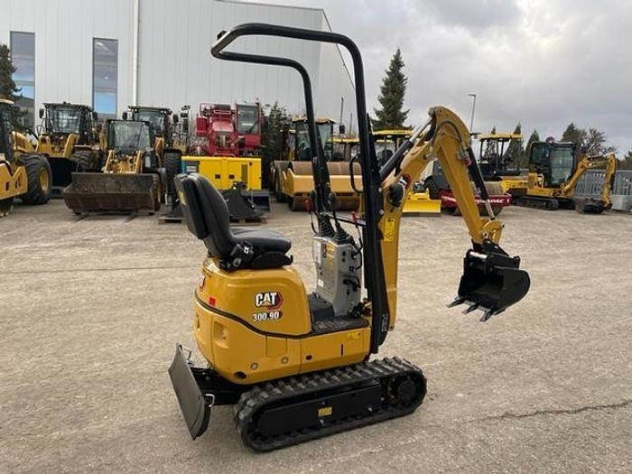 CAT 300.9D - Mini pelle: photos 2 CAT 300.9D - Mini pelle: photos 2