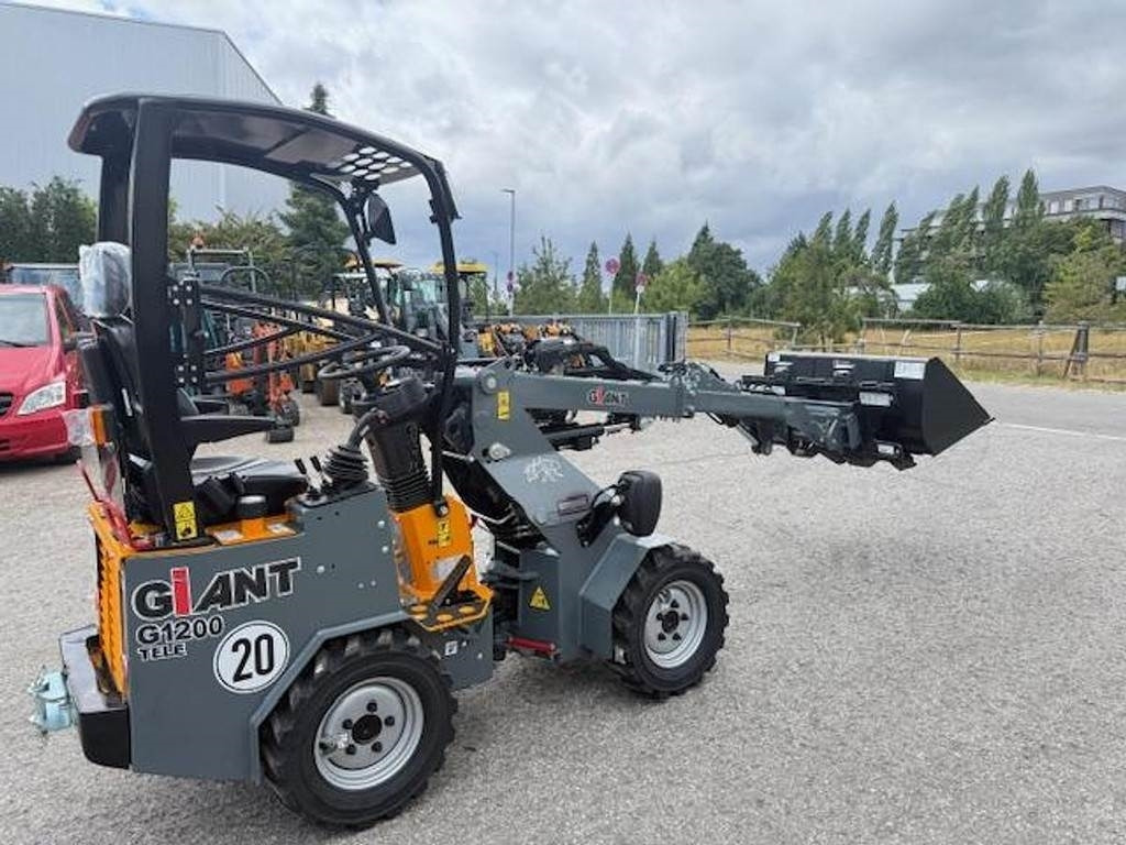 GiANT G1200 Tele  - Chargeuse sur pneus: photos 5 GiANT G1200 Tele  - Chargeuse sur pneus: photos 5