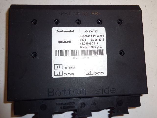 Bosch ECU complete set with PTM and ignition with key - Bloc de gestion pour Camion: photos 4 Bosch ECU complete set with PTM and ignition with key - Bloc de gestion pour Camion: photos 4
