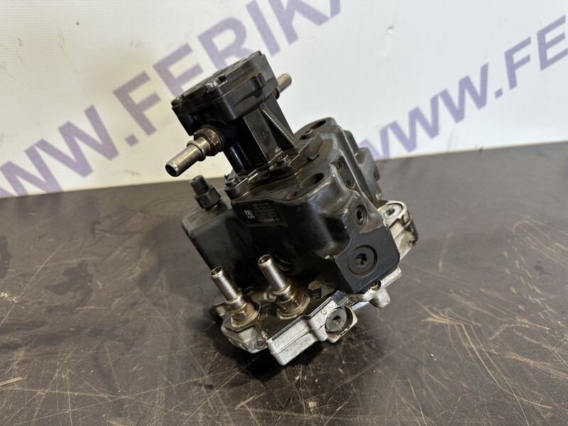 Bosch - Pompe à carburant pour Camion: photos 1 Bosch - Pompe à carburant pour Camion: photos 1