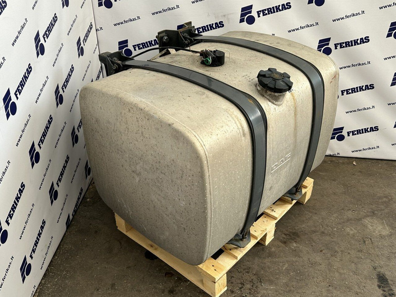 DAF 335L 620x675x860 - Réservoir de carburant pour Camion: photos 2 DAF 335L 620x675x860 - Réservoir de carburant pour Camion: photos 2