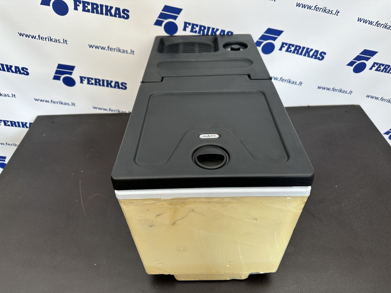 DAF Brand new fridge refrigerator XF105 / XF106 - Cabine et intérieur pour Camion: photos 2 DAF Brand new fridge refrigerator XF105 / XF106 - Cabine et intérieur pour Camion: photos 2