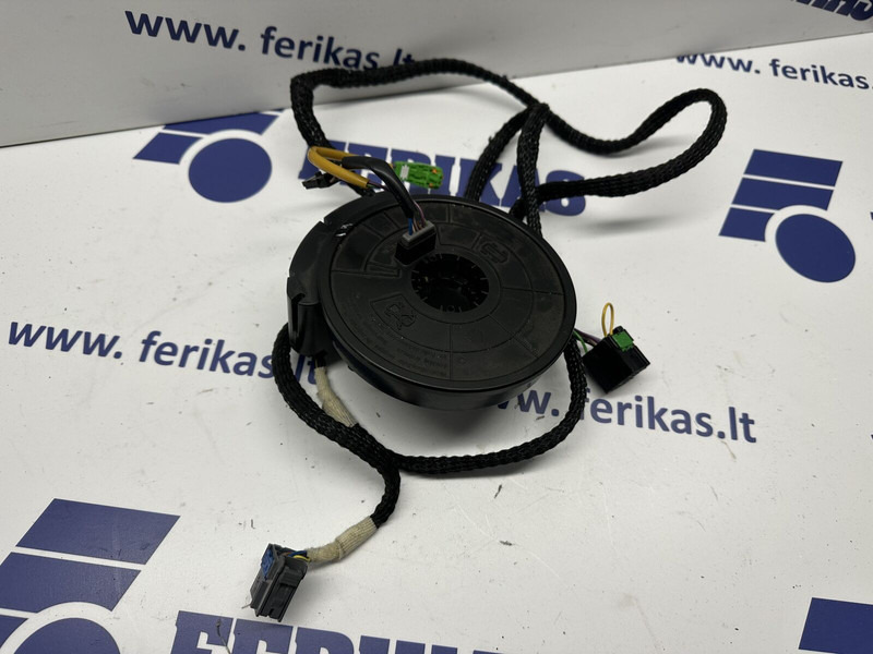 DAF XF106 - Système électrique pour Camion: photos 1 DAF XF106 - Système électrique pour Camion: photos 1