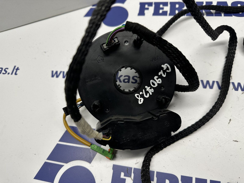 DAF XF106 - Système électrique pour Camion: photos 2 DAF XF106 - Système électrique pour Camion: photos 2