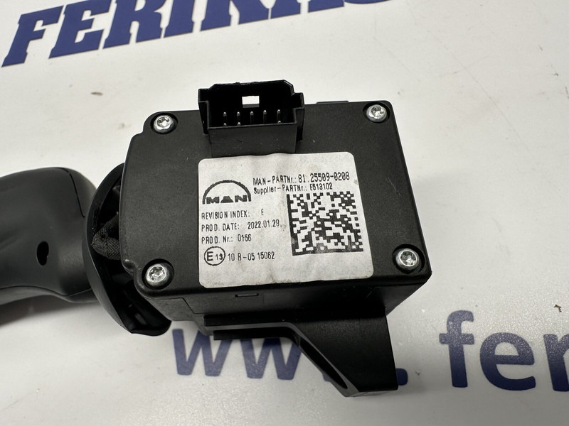 MAN lever, switch - Relais pour Camion: photos 3 MAN lever, switch - Relais pour Camion: photos 3
